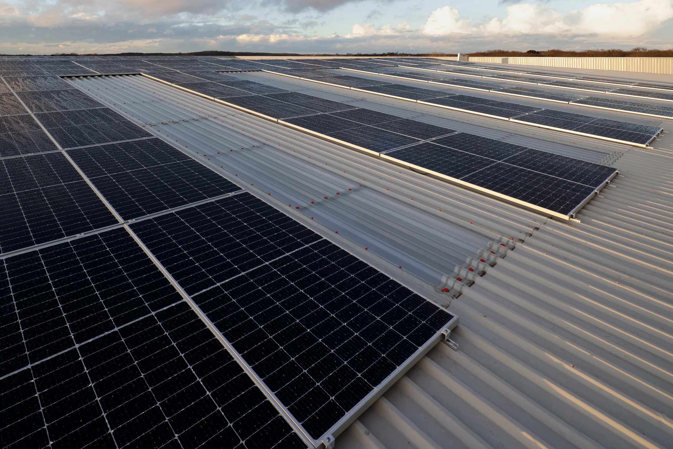 st-modwen-park-lincoln-solar-panels
