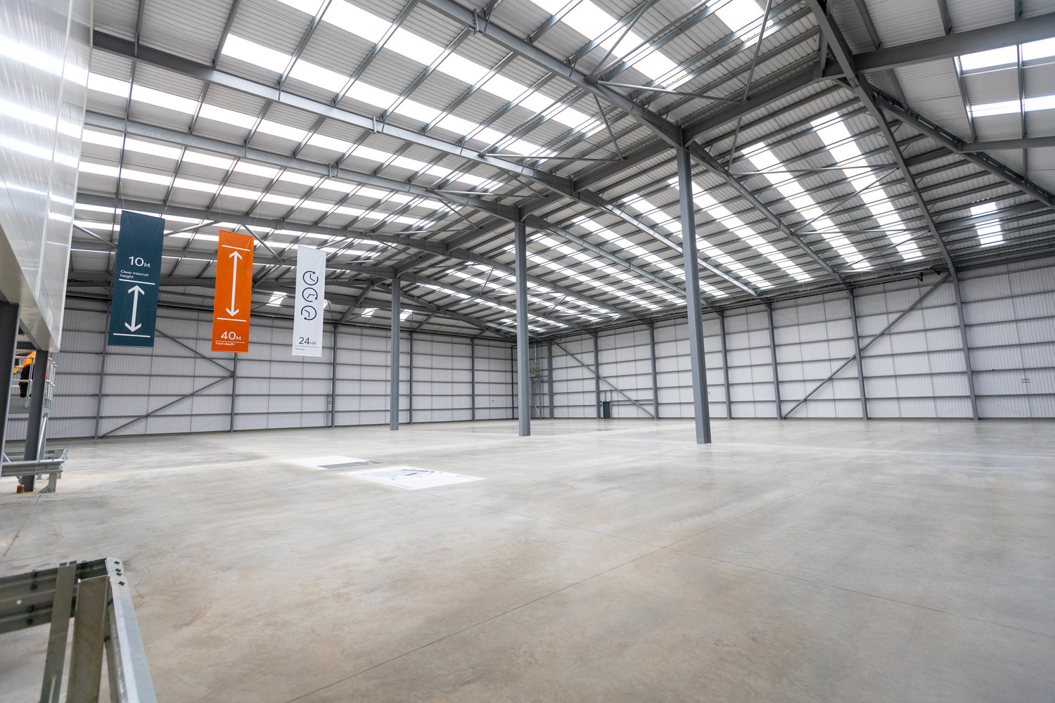 Lincoln L34 warehouse space
